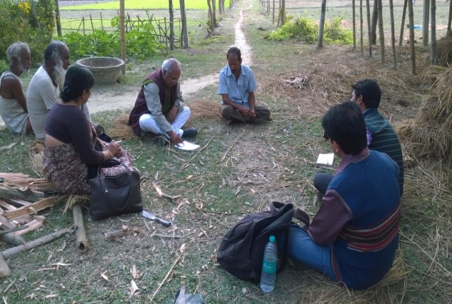 Pic-2: Discussion after the transect walk in the farmers’ field.
